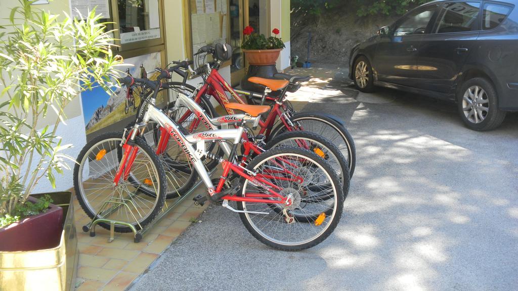 Camping Daino Hotel Pietramurata Eksteriør billede
